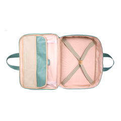 Mala de Bebê Bordado Carrossel em Couro Personalizada