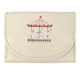 Necessaire Porta Laço Bordado Carrossel em Couro Personalizada