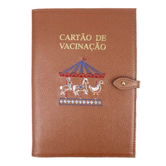 Porta Cartão de Vacina Bordado Carrossel em Couro Personalizado