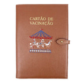 Porta Cartão de Vacina Bordado Carrossel + Caderneta de Saúde Impressa em Couro Personalizado
