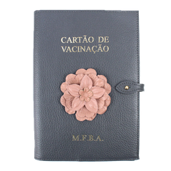Porta Cartão de Vacina Camélia em Couro Personalizado