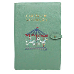 Porta Cartão de Vacina Bordado Carrossel em Couro Personalizado