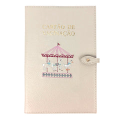 Porta Cartão de Vacina Bordado Carrossel em Couro Personalizado