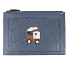 Porta Documento Trenzinho Oceano com Caramelo Liso, Off White Liso e Marinho Liso Pronta Entrega