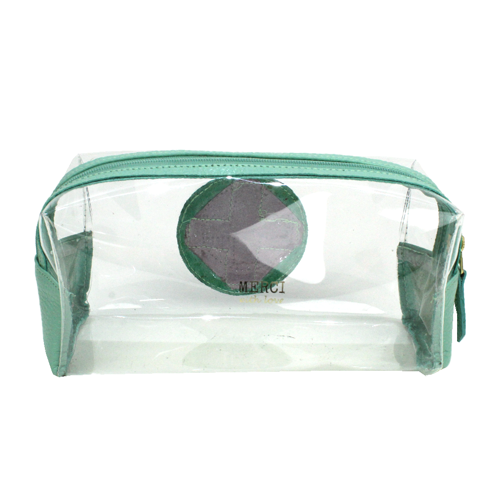 Necessaire Farmacinha M em Couro Personalizado